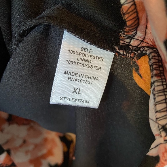 Charlotte Russe Black/Orange Floral Crop Top Sz XL - Picture 9 of 11